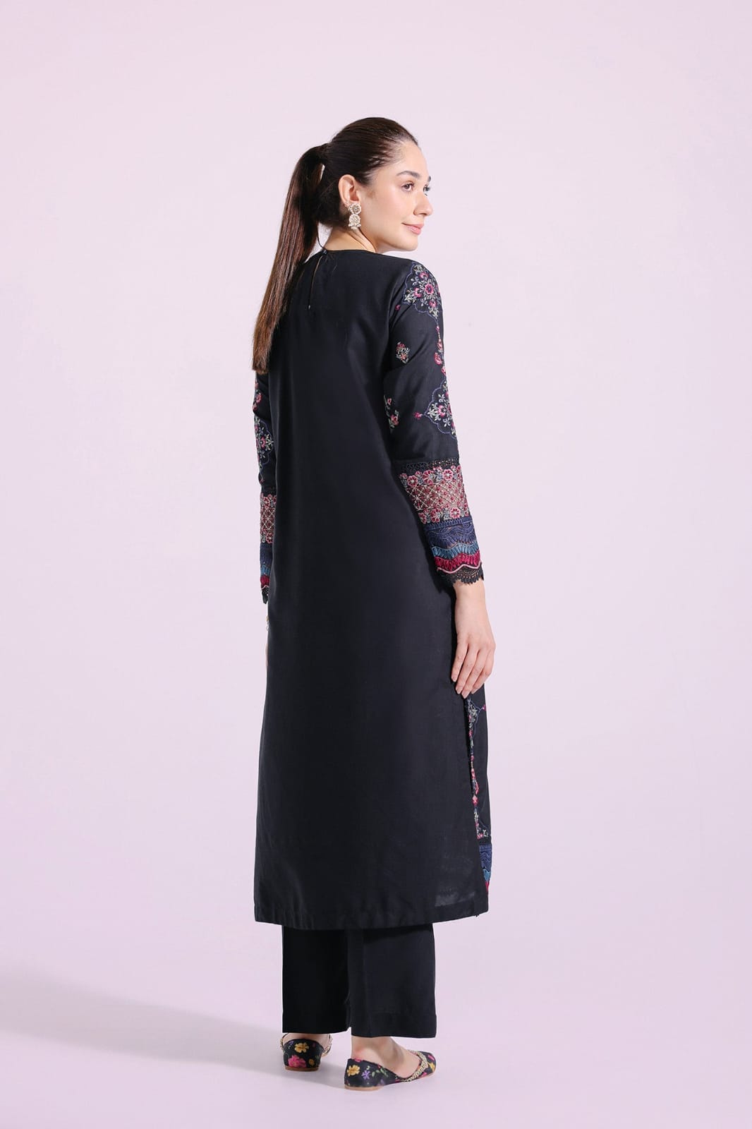 Onyx Black 02-PC Winter Stuff