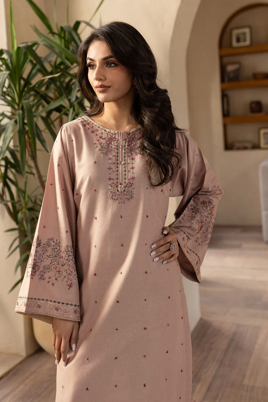 Leeza 02-PC